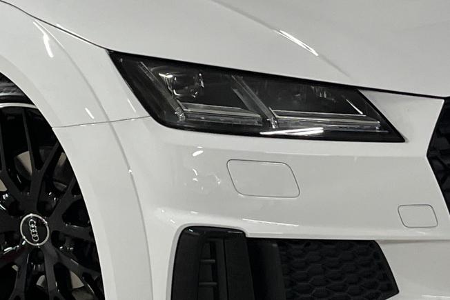 AUDI TT Photo 19