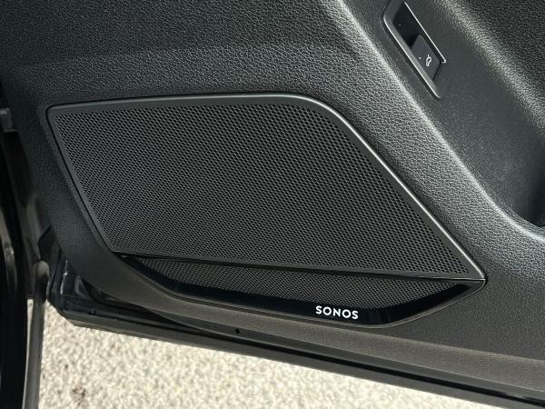 Audi Q3 Photo autoimg-9e607c9c023c0b45f38fdc422c7d6cf1a26d74d3.jpg