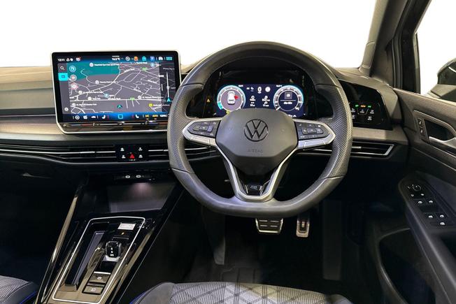 VOLKSWAGEN Golf Photo 11
