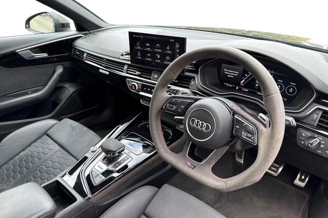 AUDI Rs4 Avant Photo 6