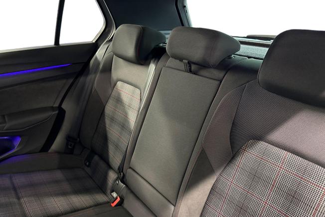 Volkswagen Golf Photo 9