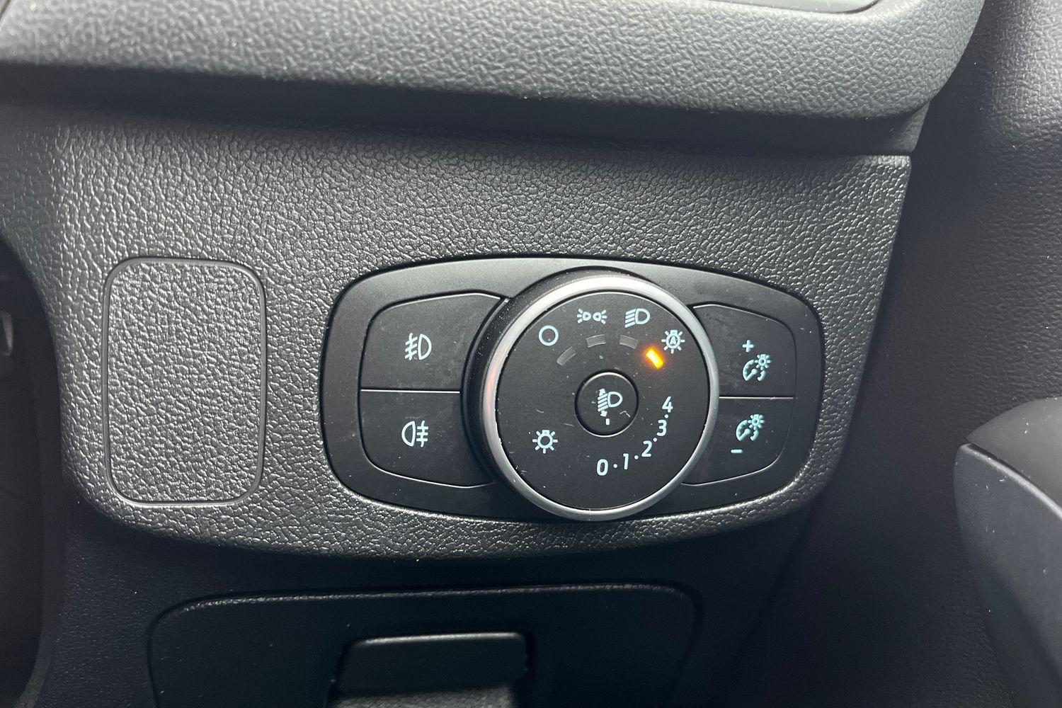 Ford FOCUS Photo 26