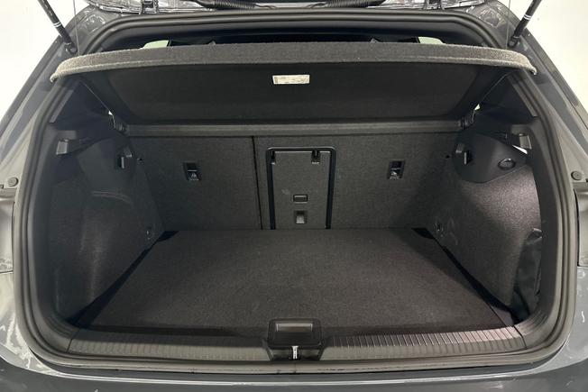 VOLKSWAGEN Golf Photo 12