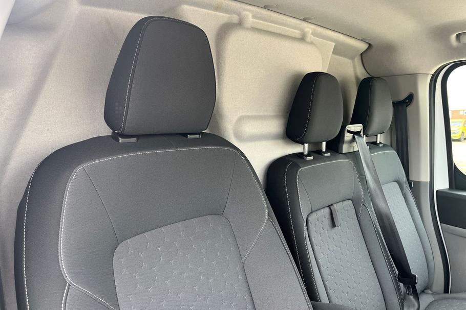 Used Ford TRANSIT CUSTOM LG25TZS 33