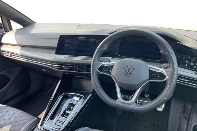 VOLKSWAGEN Golf Photo 6