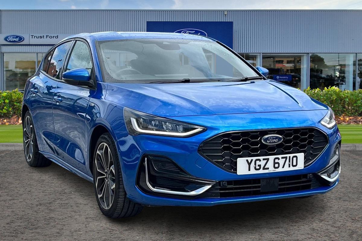 Ford Focus listing photo