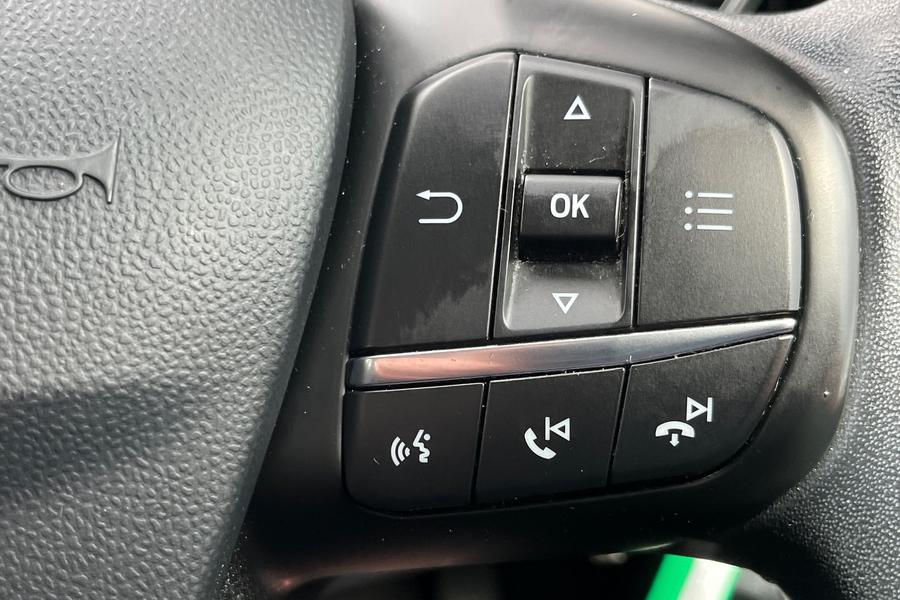 Ford Fiesta Photo autoimg-9e6c451d68c17fabc79c1f6a15899b14d82f59c0.jpg