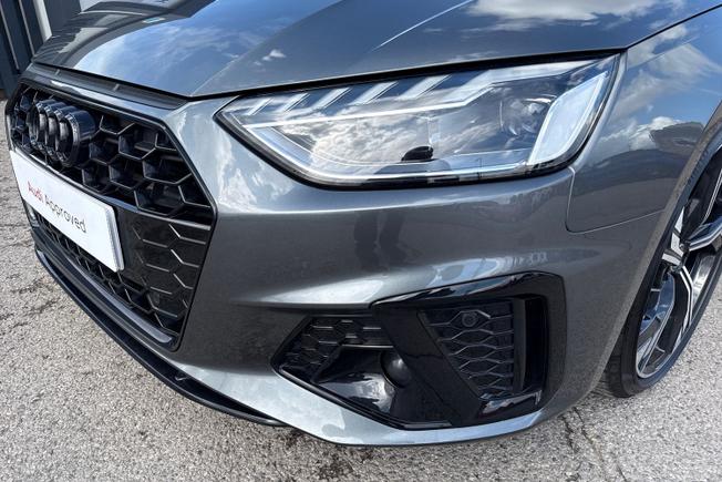 Audi A4 Avant Photo 24