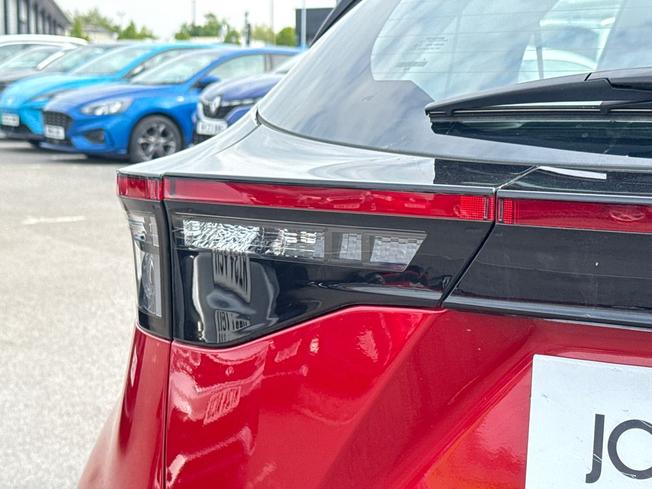TOYOTA Yaris Cross Photo 23
