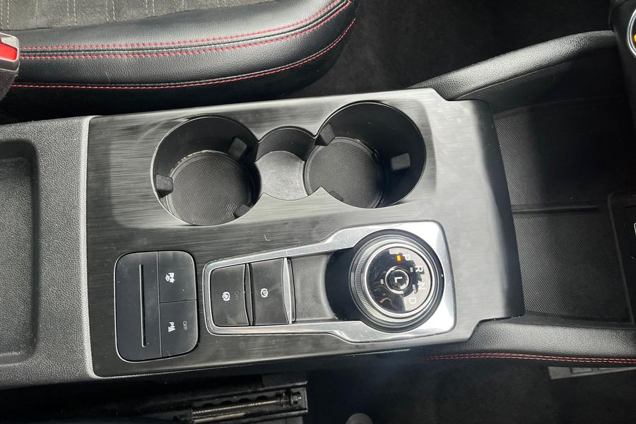 Ford KUGA Photo autoimg-9e7002774980bbd9f7ad79554886eb3917018a39.jpg