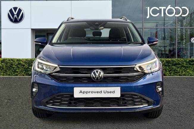 VOLKSWAGEN Taigo Photo 8