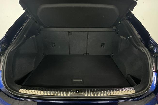 AUDI Q3 Photo 12
