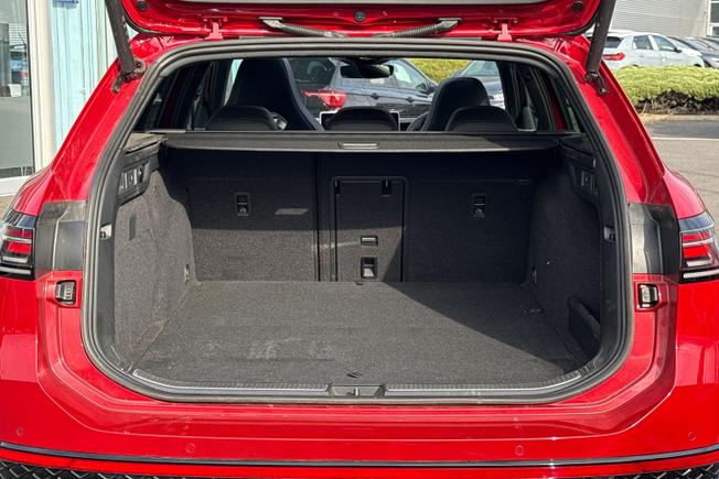 VOLKSWAGEN Passat Photo 12