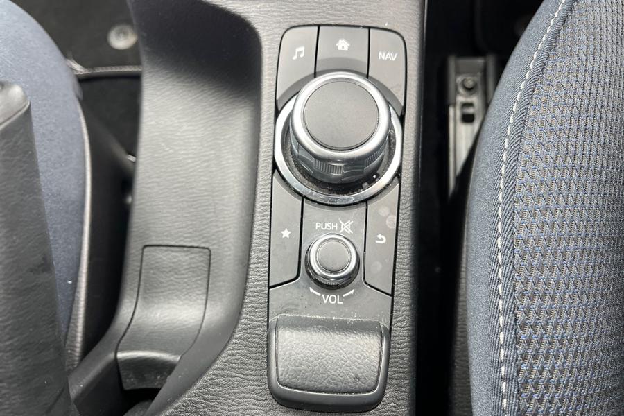 Mazda Mazda2 Photo autoimg-9e771156590f5ae73a3342066e81d7409882e7bc.jpg