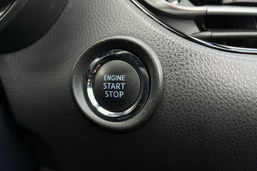 Toyota C-HR Photo autoimg-9e817a7eba716e578f54ba8066ae72be2b418788.jpg