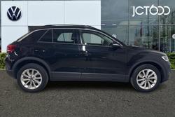 Volkswagen T-Roc Photo 4