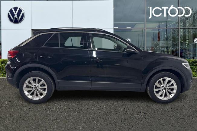 Volkswagen T-Roc Photo 4