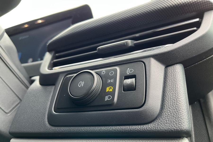 Ford TRANSIT CUSTOM Photo autoimg-9e86349d165bd9a739f84c5b9c454911818acb48.jpg