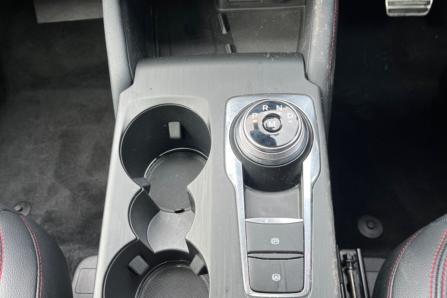 Ford Kuga Photo 34