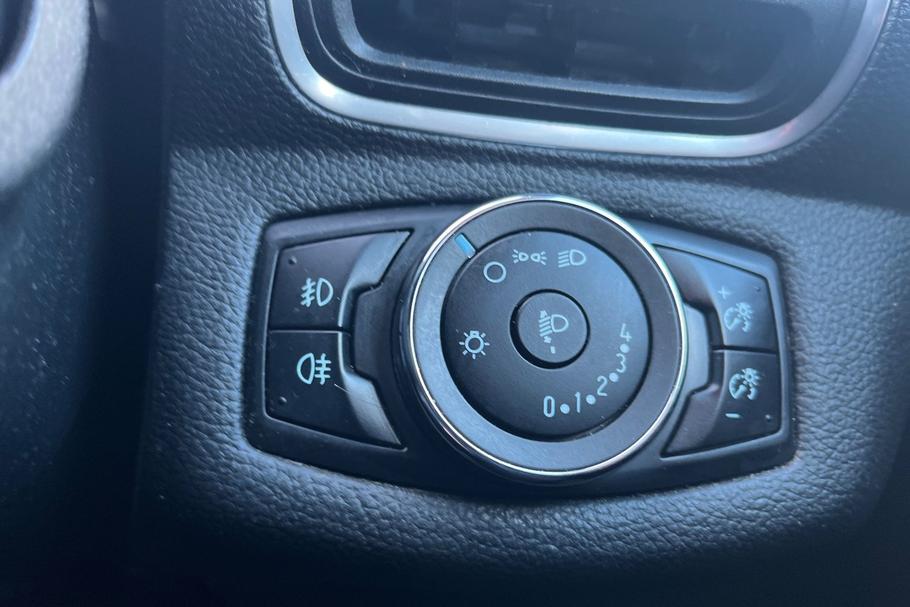 Used Ford B-MAX MX66WWN 27