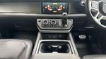 Land Rover Defender Photo 13