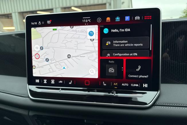 VOLKSWAGEN Tiguan Photo 14