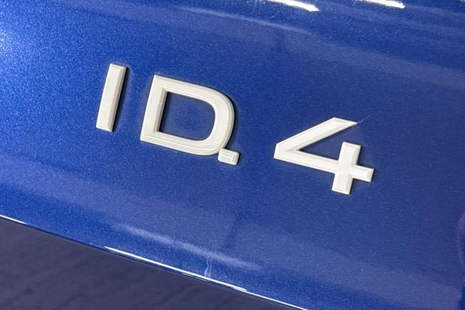 VOLKSWAGEN ID.4 Photo 37