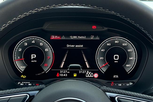 AUDI Q2 Photo 15