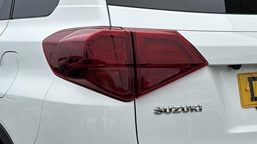 Suzuki Vitara Photo autoimg-9e9034d2354b2e66942697ea447c4008f5ee3aef.jpg