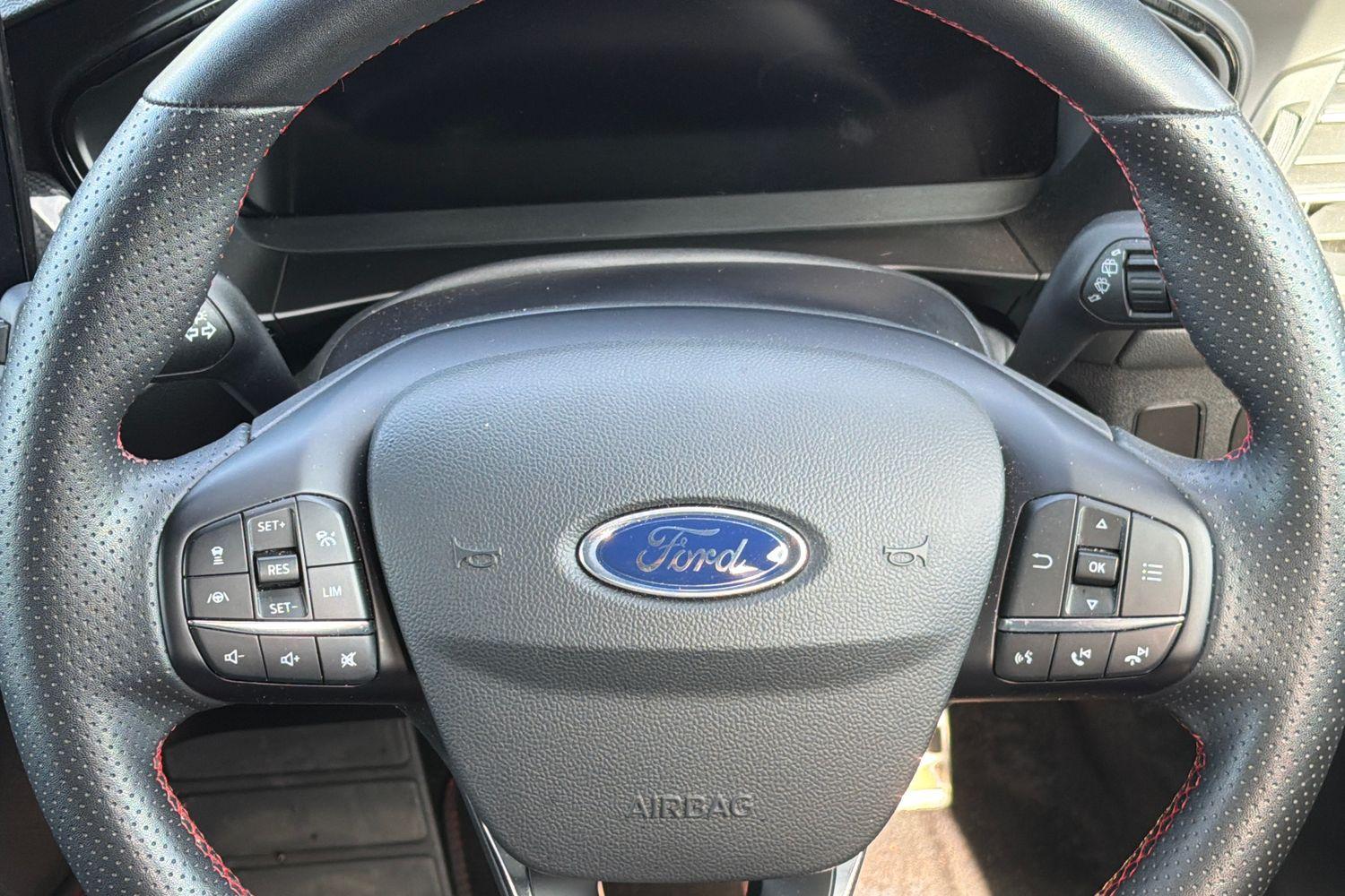 Ford FOCUS Photo 11