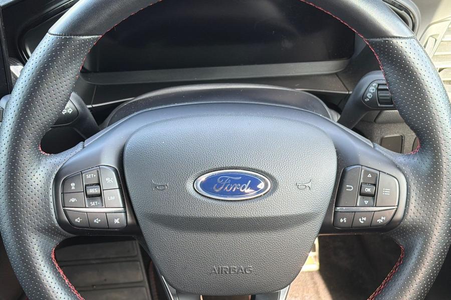 Ford FOCUS Photo autoimg-9e946892d908289817d7754d8be39b41081c706e.jpg