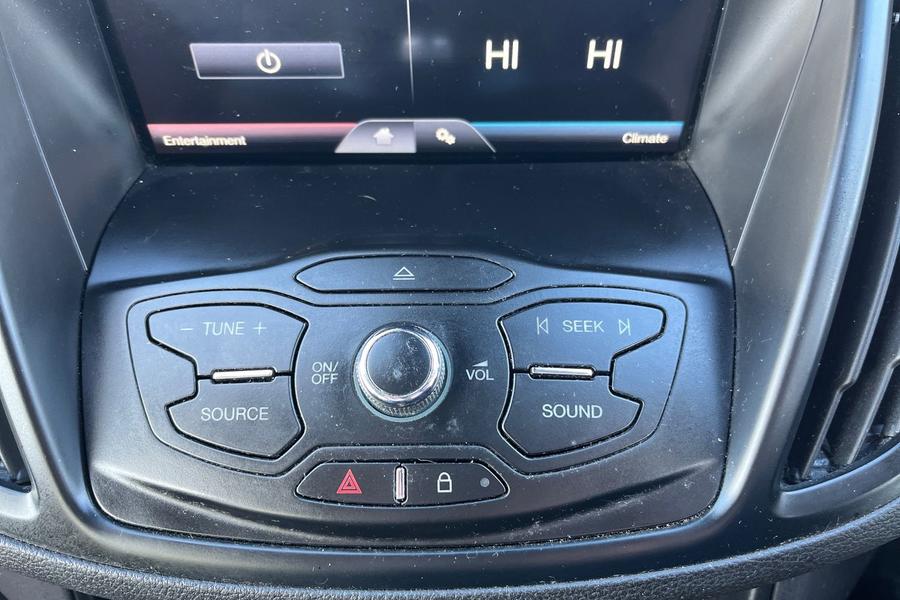 Ford KUGA Photo autoimg-9e949263e64add36a88988ed362dd8f067b549a4.jpg
