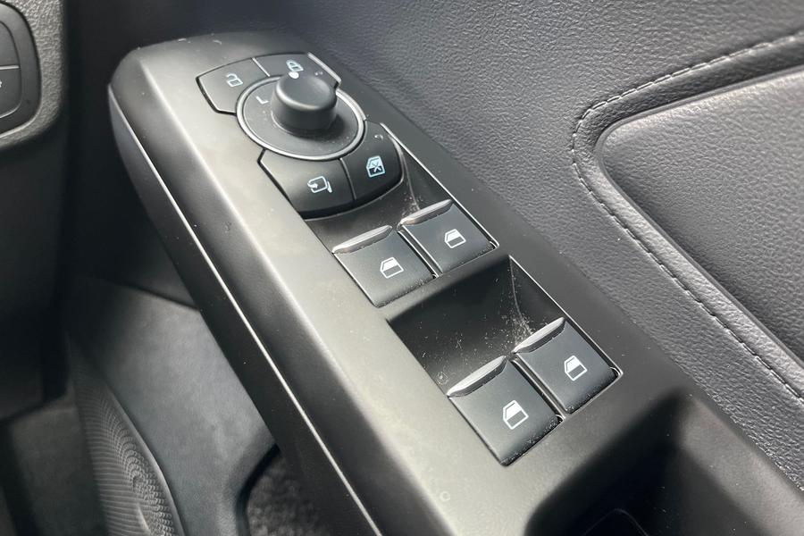 Ford FOCUS Photo autoimg-9e97a2e3e3797051ccfbe7b673caa914f353288f.jpg