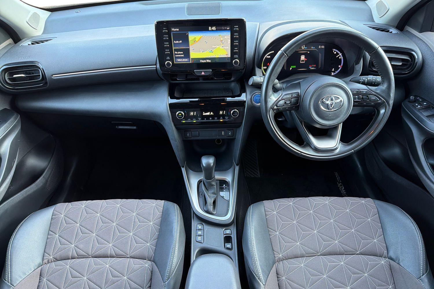 Toyota Yaris Cross Photo 9