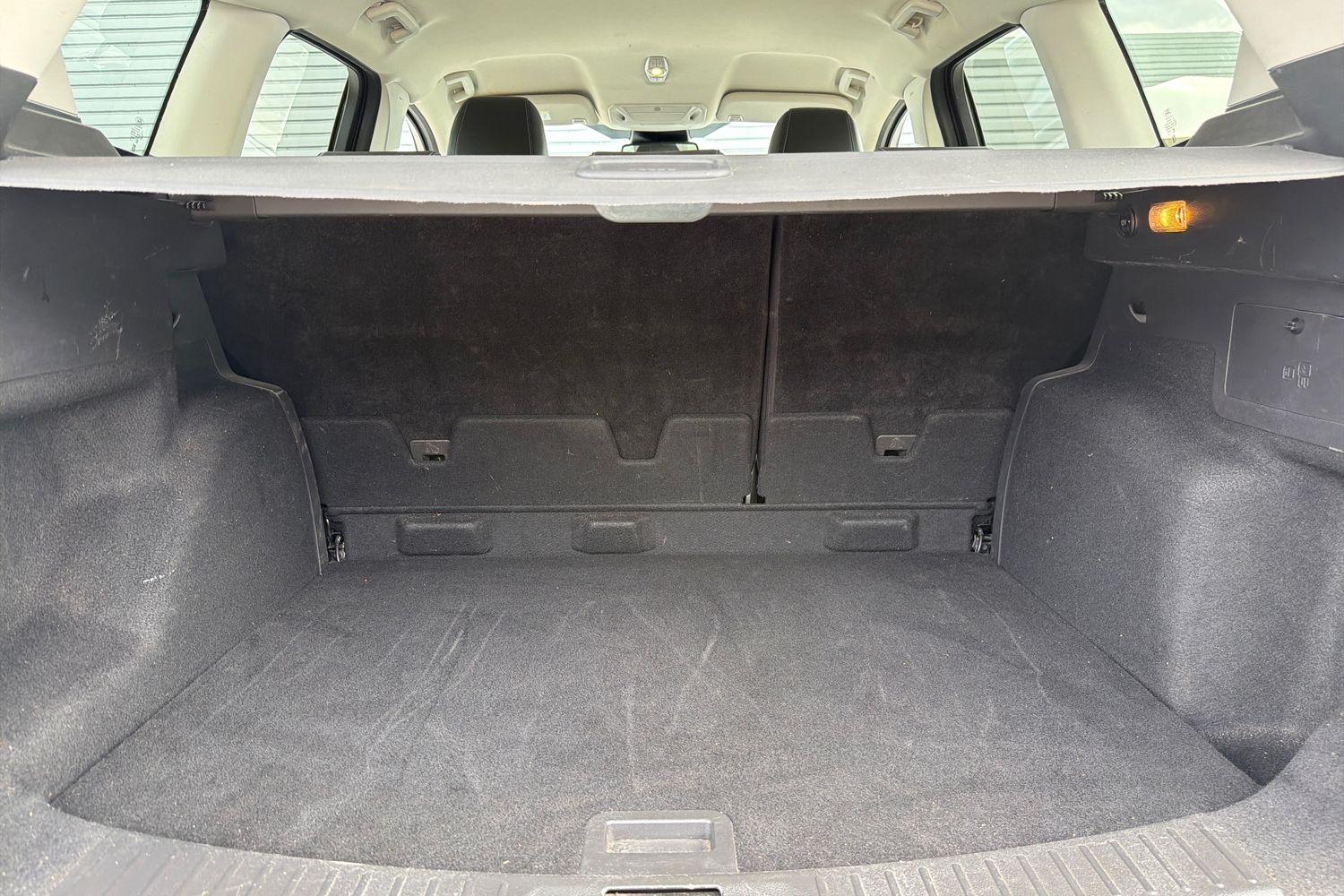 Ford KUGA Photo 20