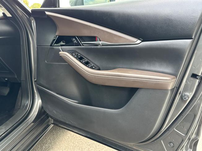 MAZDA Cx-30 Photo 44