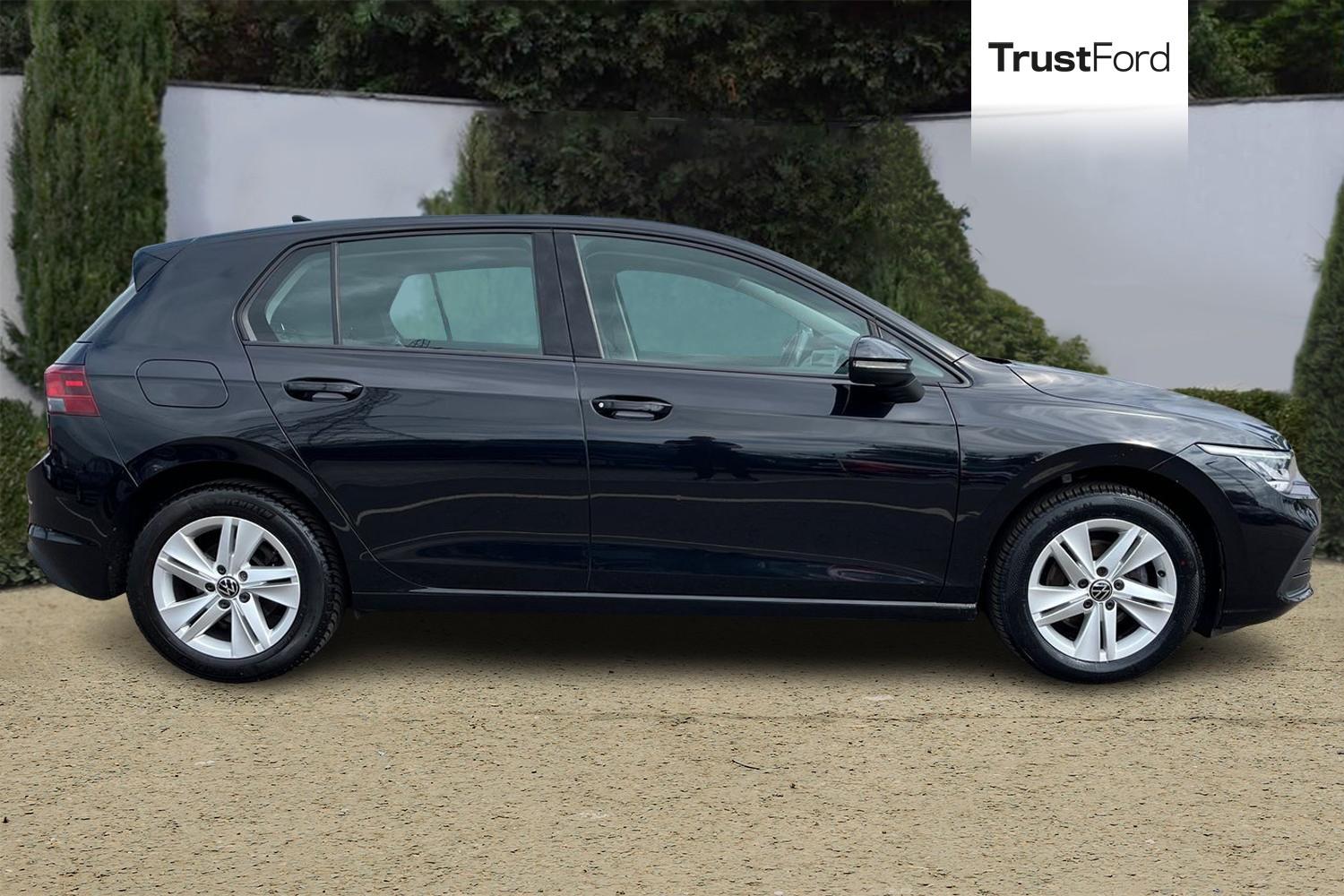 Volkswagen Golf Photo 2