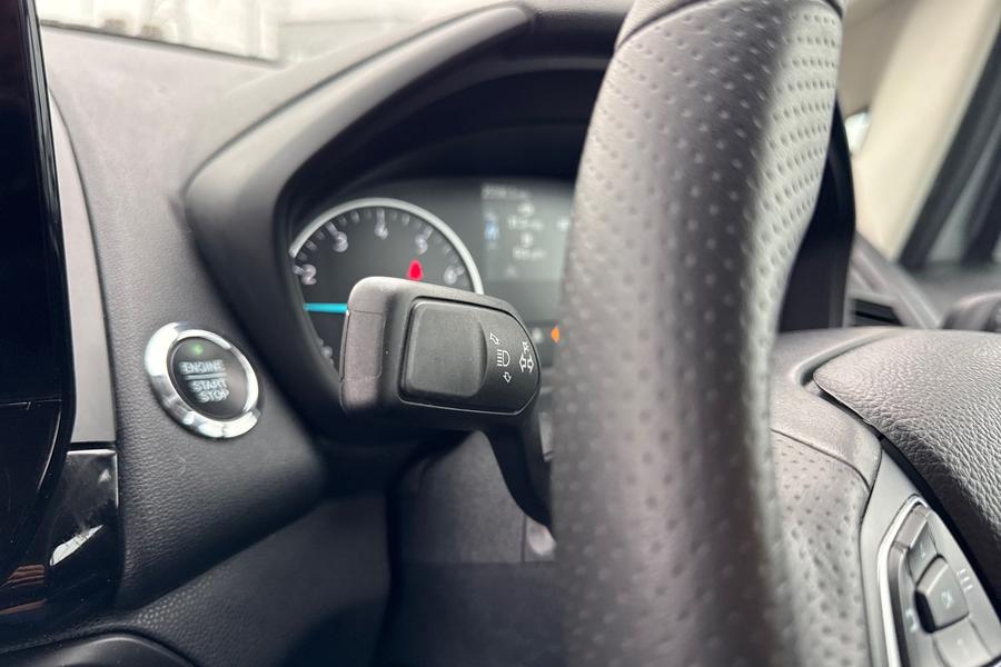 Ford ECOSPORT Photo autoimg-9ea48f77dbf2c40c48cc60843bbc360df34aa013.jpg
