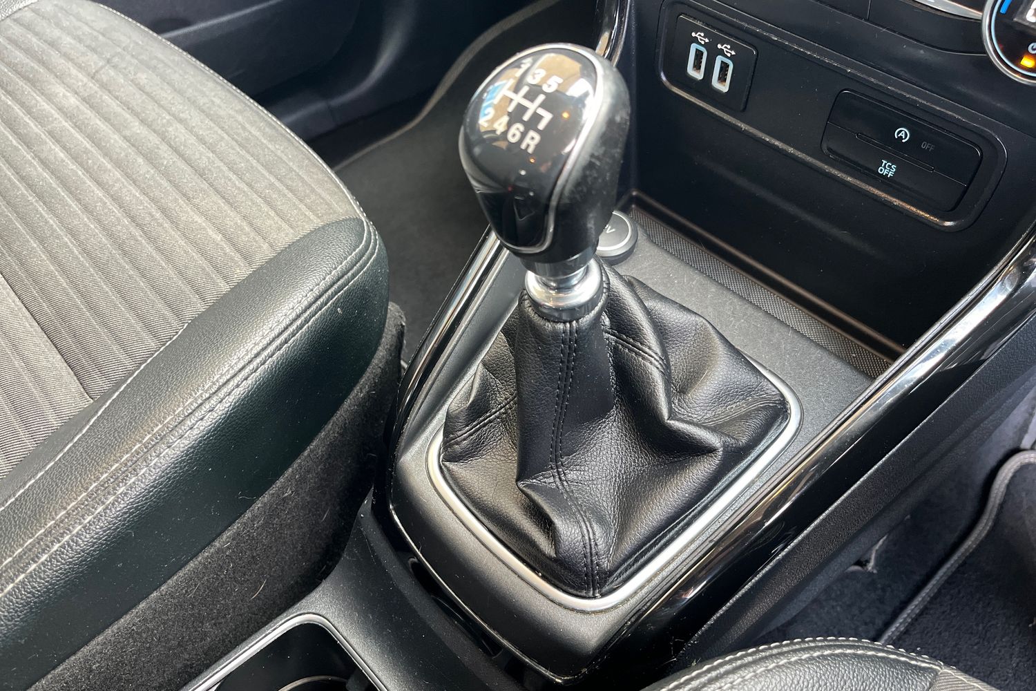 Ford EcoSport Photo 27
