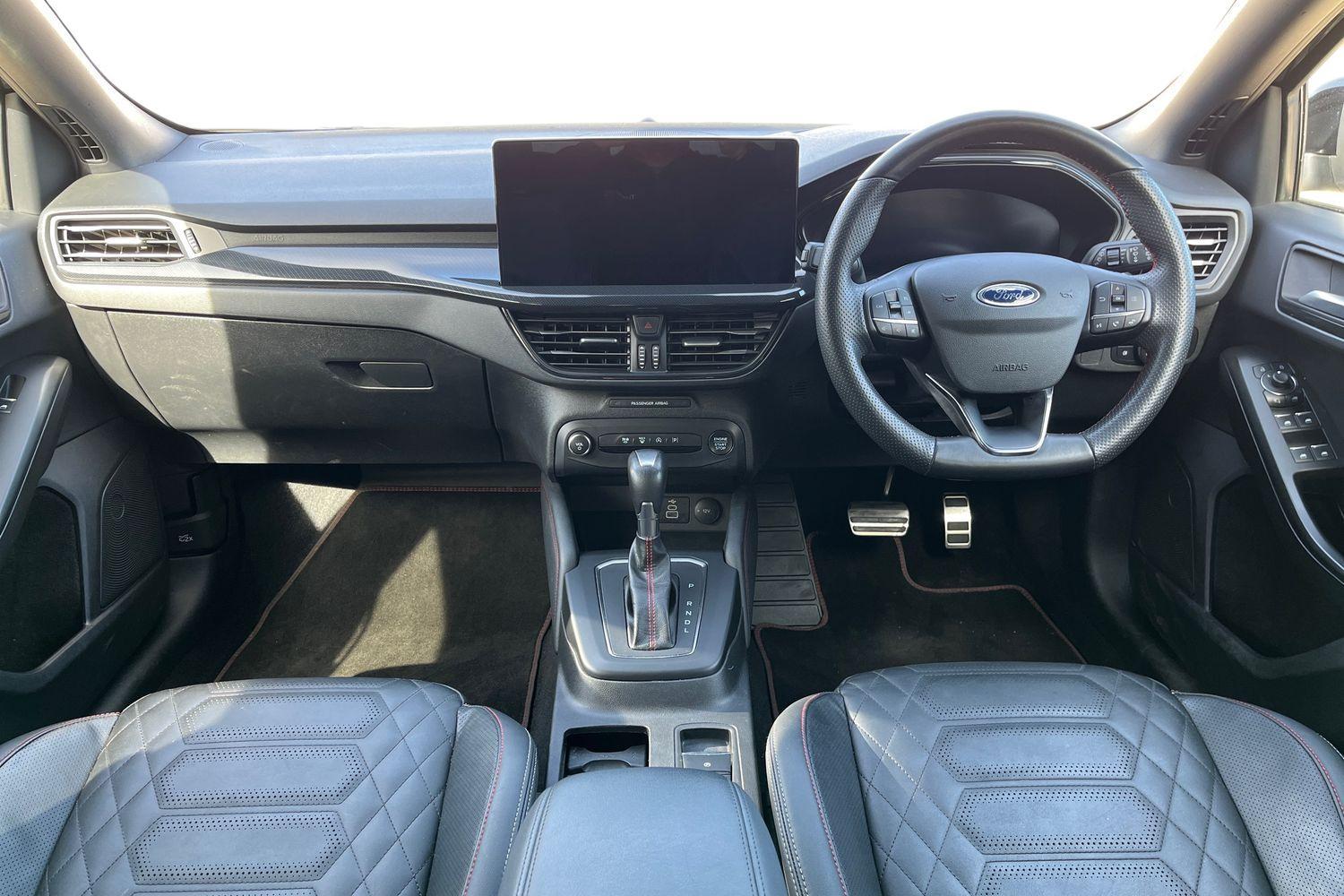 Ford Focus Photo 9