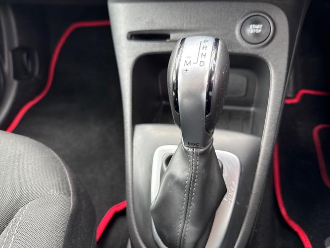 RENAULT Captur Photo 31