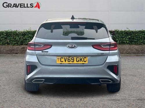 Kia CEED Photo autoimg-9ea896a63e0ab29074c31d47d4bc2604f4b5f4d8.jpg