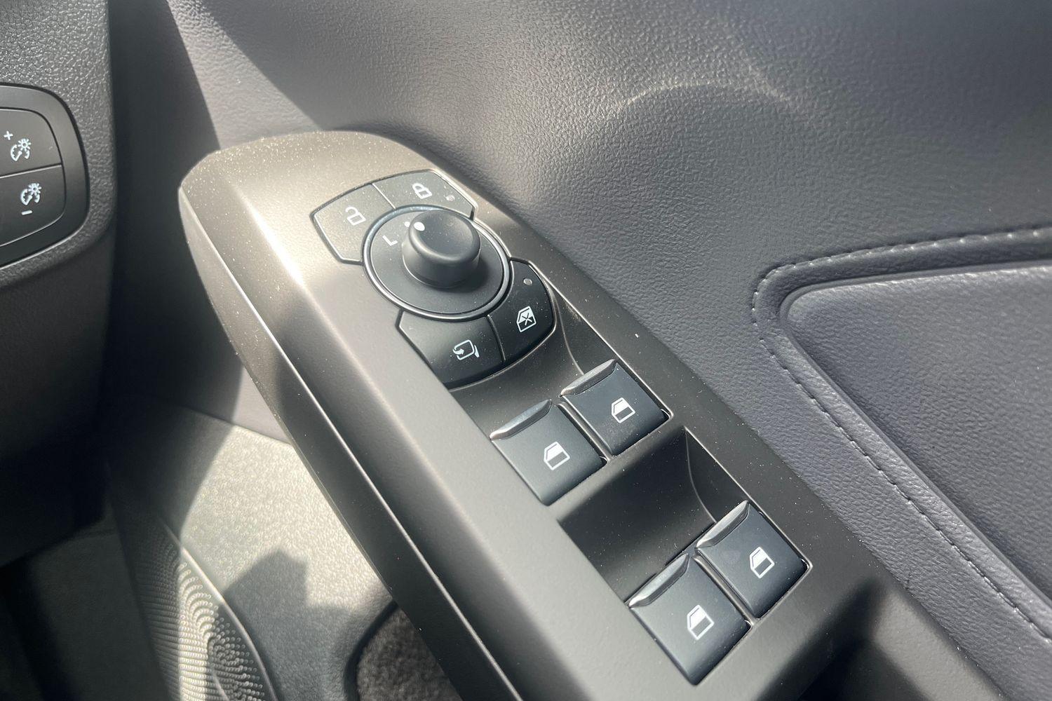 Ford FOCUS Photo 37