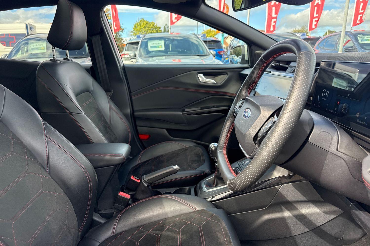 Ford PUMA Photo 16