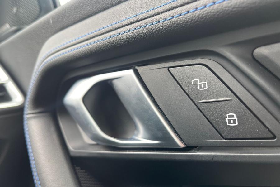 BMW 2 SERIES Photo autoimg-9ea9d9599af926cb1b871df0a6f28f6dc8b9f1d7.jpg