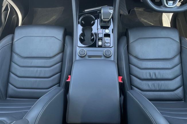 VOLKSWAGEN Touareg Photo 41