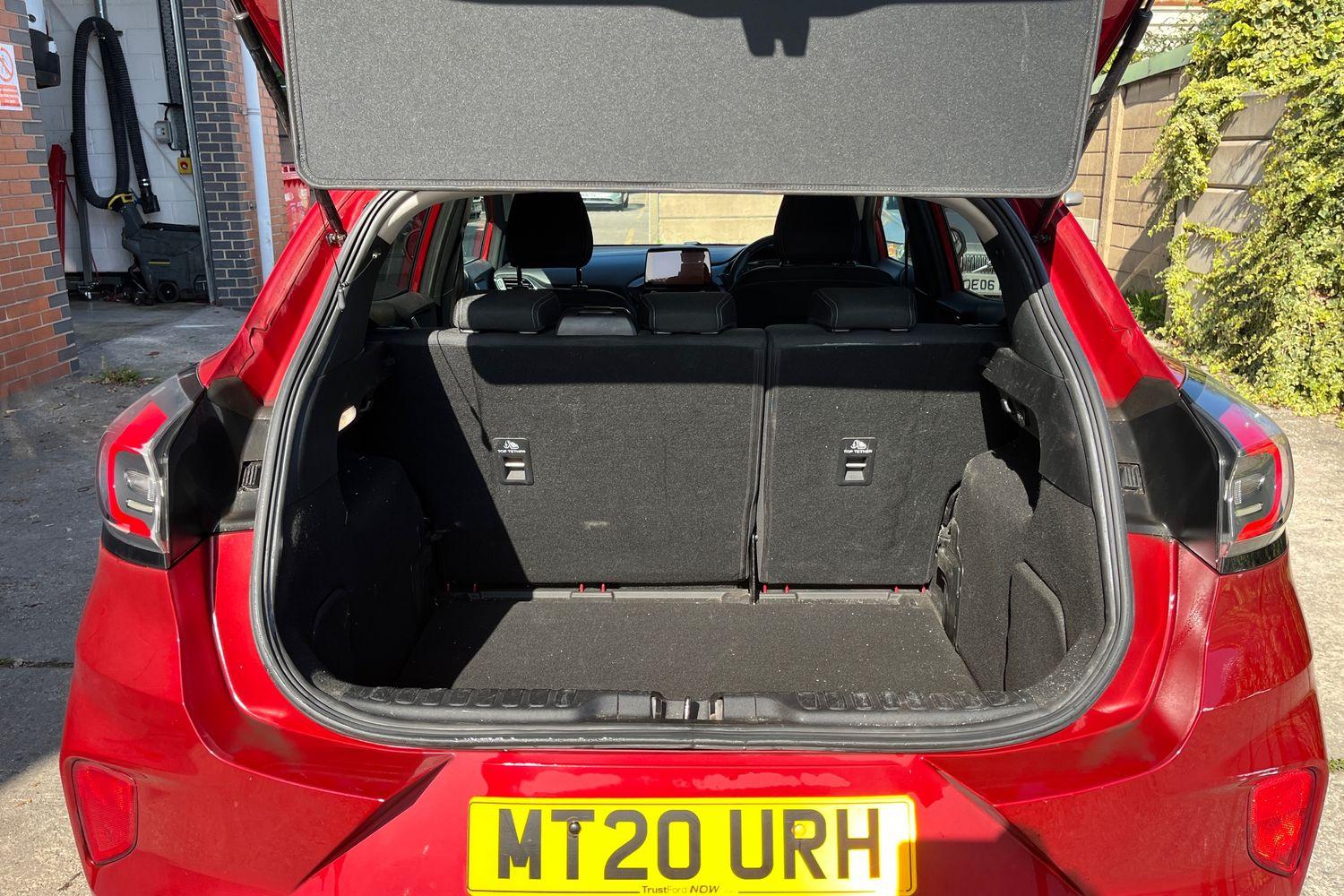 Ford PUMA Photo 20