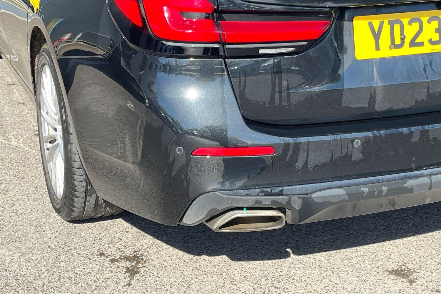 BMW 5 SERIES Photo 22
