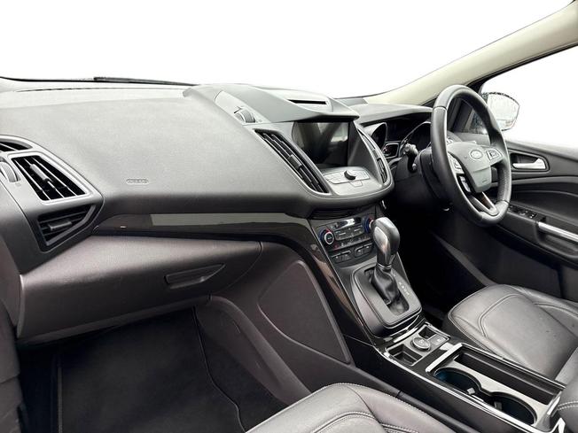 FORD Kuga Photo 2