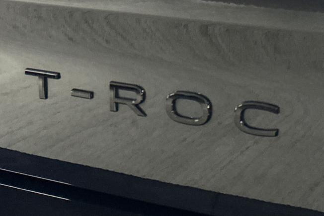 Volkswagen T-Roc Photo 37